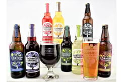 CORNISH ORCHARDS OCTET & 2 BRANDED GLASSES