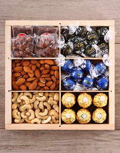 Dark Chocolate Nut Tray