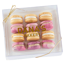 macaron-celebration-box-macarons