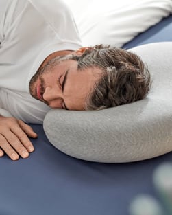 Ostrichpillow-Bed-Pillow-09